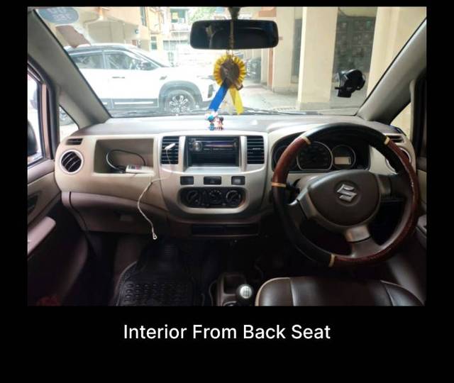 https://images10.gaadi.com/usedgaadi-sellcar/UsedCar/f51bdda7a/5198f273-6fd6-4d66-8c1e-c78e4780155e.jpg?imwidth=6400