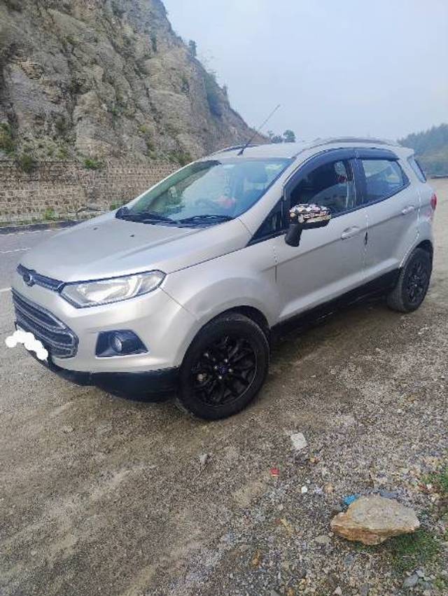 https://images10.gaadi.com/usedgaadi-sellcar/UsedCar/f51c9770a/de6427c8-7df8-4f00-8bcc-0017217c7877.jpg?imwidth=6400