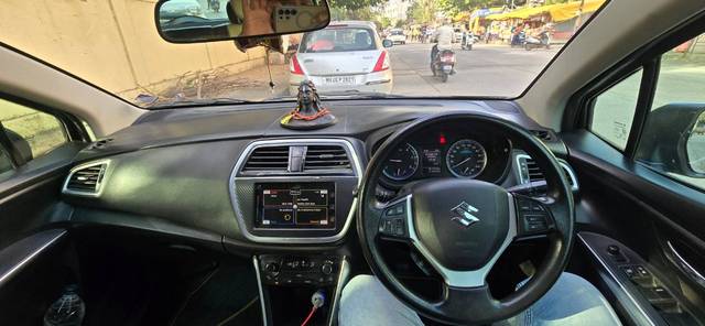 https://images10.gaadi.com/usedgaadi-sellcar/UsedCar/f51c9ea8a/10ca2a75-6e51-447a-8c58-81ab0e63153a.jpg?imwidth=6402