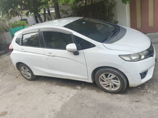 https://images10.gaadi.com/usedgaadi-sellcar/UsedCar/f51cca5da/209e83de-0001-4c21-8948-bbec55b05068.jpg?imwidth=6400