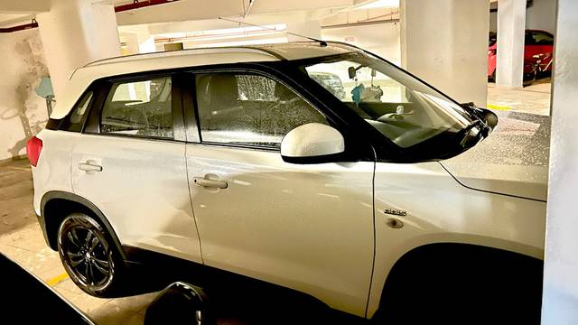 https://images10.gaadi.com/usedgaadi-sellcar/UsedCar/f51d27bfa/781839d9-6293-4b7f-9f5d-72b1a0fe41ea.jpeg?imwidth=6401