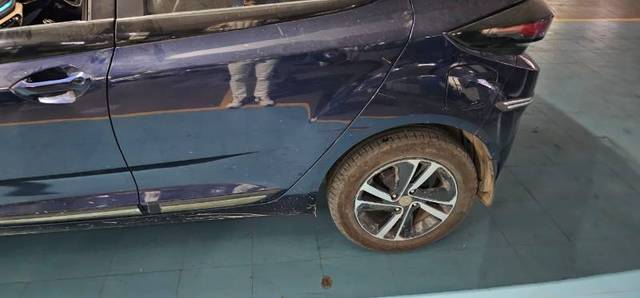 https://images10.gaadi.com/usedgaadi-sellcar/UsedCar/f51d997da/ac4a796e-dcac-4bd7-b032-3bb90ce9dcac.jpg?imwidth=6402