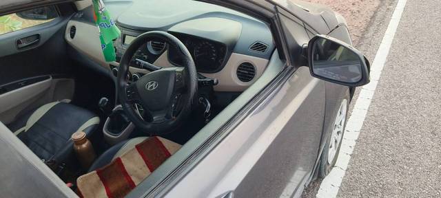 https://images10.gaadi.com/usedgaadi-sellcar/UsedCar/f51f1f32-58f0-4dde-95df-243c771c7df3/5faa8a3c-69b0-41c8-b8e9-0d1f62e6f3eb.jpg?imwidth=6401