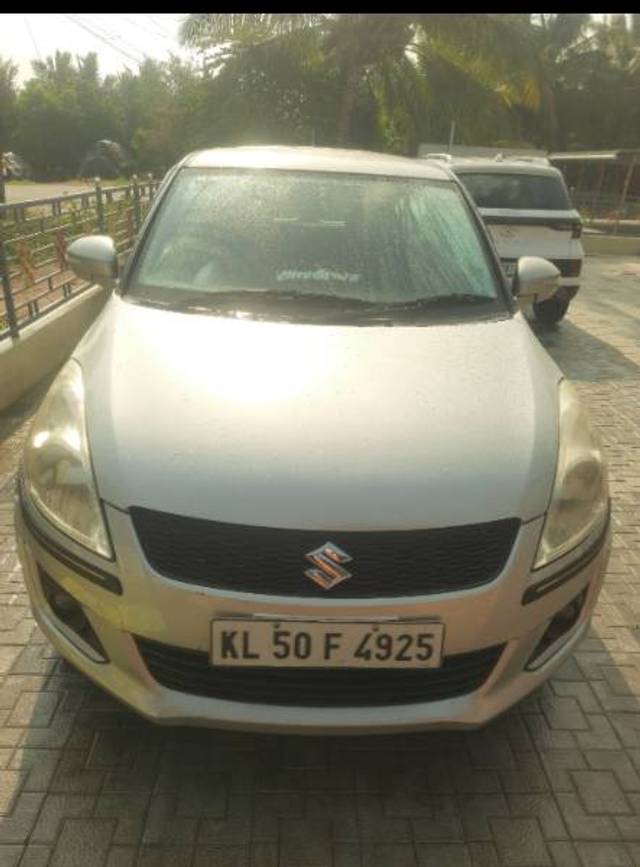 https://images10.gaadi.com/usedgaadi-sellcar/UsedCar/f5205c9ea/7bc5dcf5-b14b-4374-8f44-558ebcb59f64.jpg?imwidth=6400