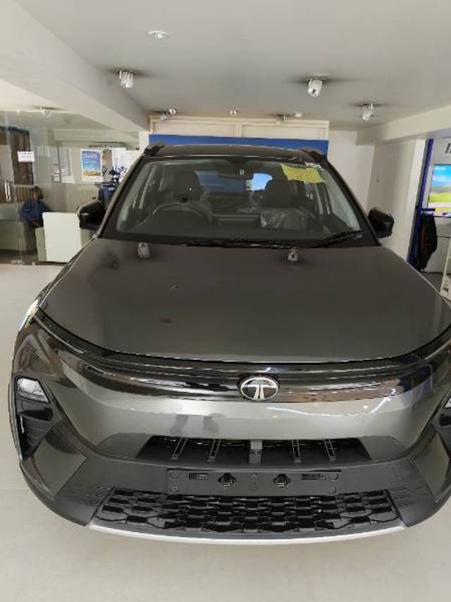 https://images10.gaadi.com/usedgaadi-sellcar/UsedCar/f5208304a/974dd484-9ab5-4f80-a364-c723b86c43fc.jpg?imwidth=6400