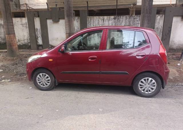 https://images10.gaadi.com/usedgaadi-sellcar/UsedCar/f52197bea/b4156046-c321-487e-a7ba-8e88c4f470dc.jpg?imwidth=6402