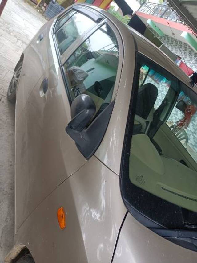 https://images10.gaadi.com/usedgaadi-sellcar/UsedCar/f521e386a/0c0db0ab-7627-4c5c-a4fa-b6b4b1158965.jpg?imwidth=6402