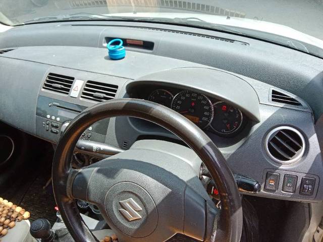 https://images10.gaadi.com/usedgaadi-sellcar/UsedCar/f5228522a/15ac5862-f670-402e-9e67-9c3296c0054b.jpg?imwidth=6400