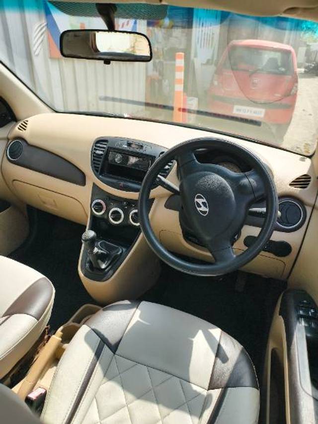 https://images10.gaadi.com/usedgaadi-sellcar/UsedCar/f522e95ca/946e1f20-841c-4010-a4ce-54cfd1e45acd.jpg?imwidth=6402