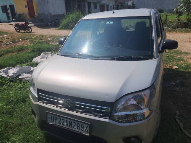 https://images10.gaadi.com/usedgaadi-sellcar/UsedCar/f5237400a/680ac2ce-8b1c-4fe0-93f6-0b6be2f463ac.jpg?imwidth=6400
