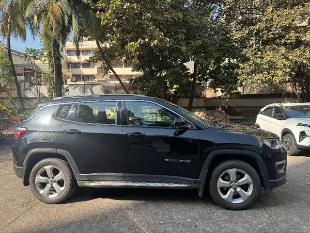 https://images10.gaadi.com/usedgaadi-sellcar/UsedCar/f5240ed0a/a41ed714-6172-40cd-b72a-515a762be47d.jpeg?imwidth=6401