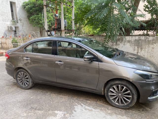 https://images10.gaadi.com/usedgaadi-sellcar/UsedCar/f5245e2ba/4de2da26-450a-43d5-87b7-ccf2a86e1f81.jpeg?imwidth=6400