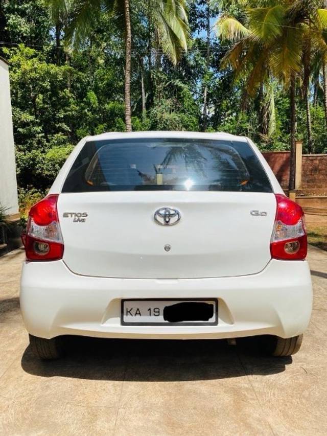 https://images10.gaadi.com/usedgaadi-sellcar/UsedCar/f5246ecda/a520c19e-9cf4-4baf-bdb6-53065bc85209.jpeg?imwidth=6401