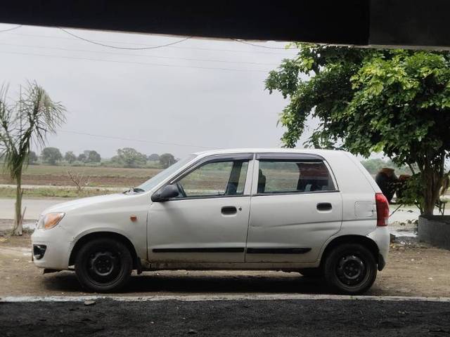 https://images10.gaadi.com/usedgaadi-sellcar/UsedCar/f5247890a/8f7be4bb-08dd-4d4b-af4b-39036d56ad1a.jpg?imwidth=6400