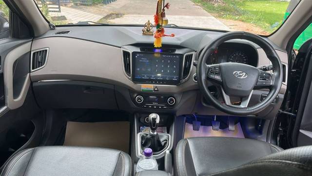 https://images10.gaadi.com/usedgaadi-sellcar/UsedCar/f525571ba/98ce164c-14ea-48d6-b250-e274ea00e0e8.jpeg?imwidth=6402