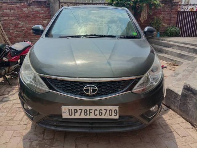 https://images10.gaadi.com/usedgaadi-sellcar/UsedCar/f525dda3a/fe417241-8311-486b-9182-614a0836e524.jpg?imwidth=6400
