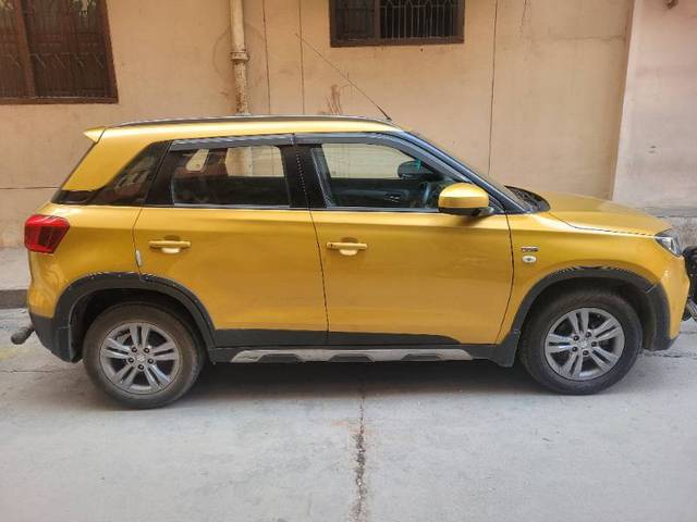 https://images10.gaadi.com/usedgaadi-sellcar/UsedCar/f5270ff0a/ad3ae2f7-f8a5-4c49-b095-30926c566061.jpg?imwidth=6400