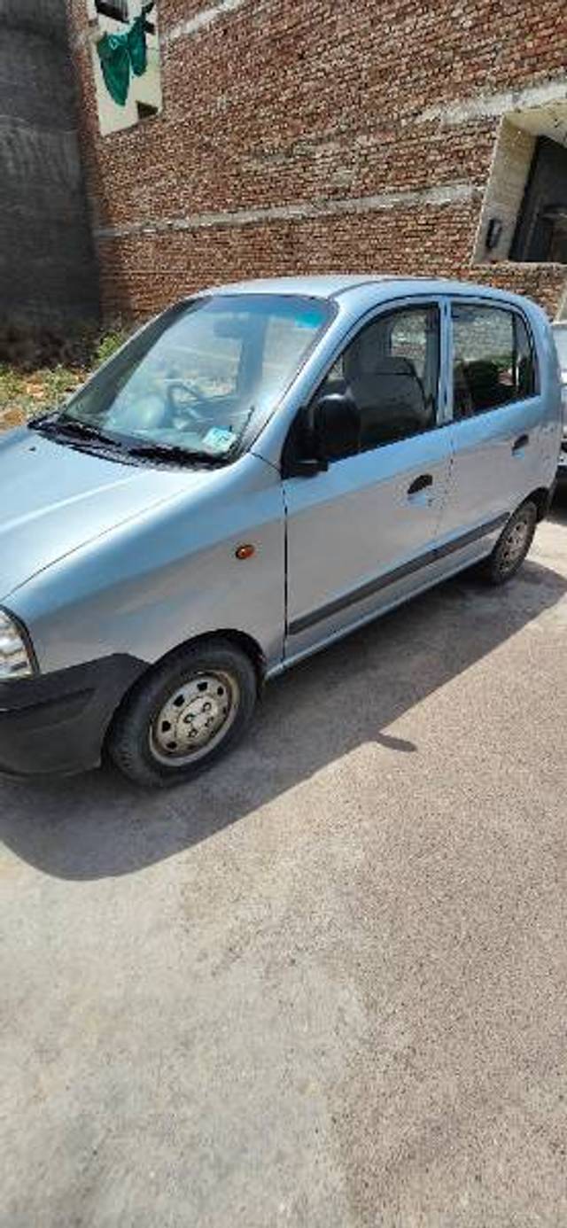 https://images10.gaadi.com/usedgaadi-sellcar/UsedCar/f528362da/2ea2857b-4e89-4415-893e-8e3daf912d81.jpg?imwidth=6400