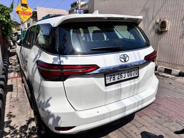 https://images10.gaadi.com/usedgaadi-sellcar/UsedCar/f529283ba/ddb6e1e1-0322-481b-b830-84646657ba66.jpg?imwidth=6402