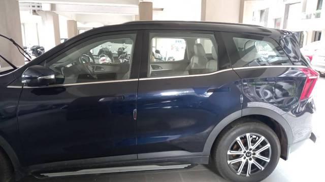 https://images10.gaadi.com/usedgaadi-sellcar/UsedCar/f5292a0ba/15394b07-7912-4319-a488-4d8ea7e750bc.jpeg?imwidth=6400