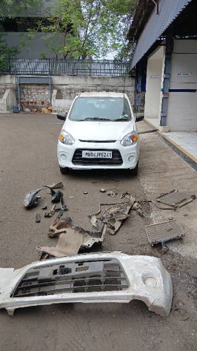 https://images10.gaadi.com/usedgaadi-sellcar/UsedCar/f52947eca/eb0e14c8-6fec-4b88-9733-7d45cbe7397f.jpg?imwidth=6400
