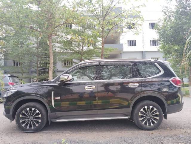 https://images10.gaadi.com/usedgaadi-sellcar/UsedCar/f529e9d3a/73f1fdca-e794-4b3a-997b-bdd1830414b9.JPG?imwidth=6402