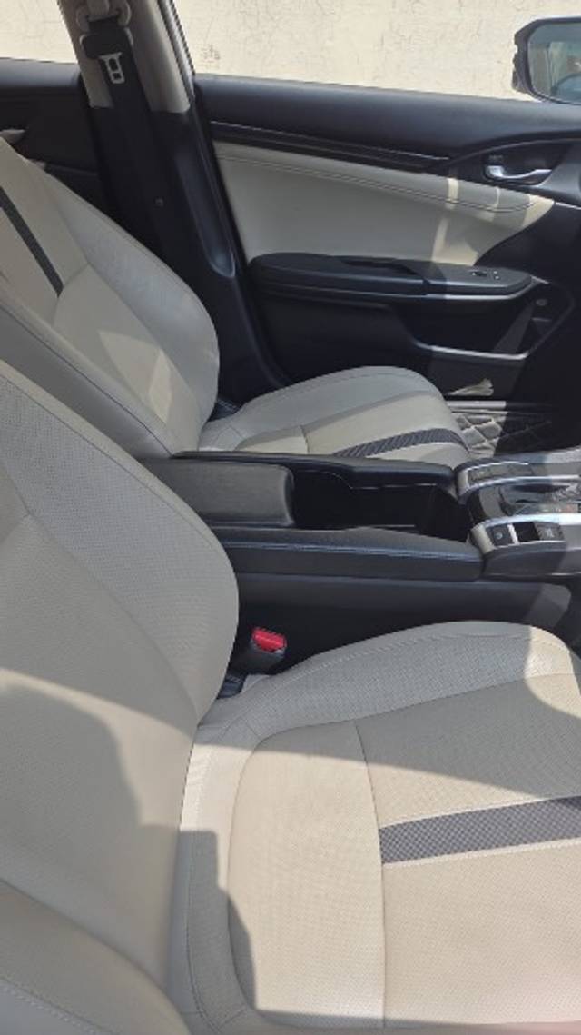 https://images10.gaadi.com/usedgaadi-sellcar/UsedCar/f52ab6b6a/c83fdb05-b475-4e75-b5ef-956ac8cacc90.jpeg?imwidth=6402