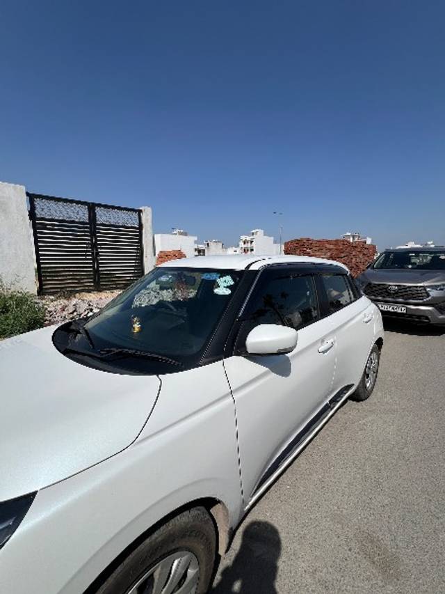 https://images10.gaadi.com/usedgaadi-sellcar/UsedCar/f52b382ca/ad726d85-2862-488a-9ed2-efb9c8f73c1d.jpeg?imwidth=6402