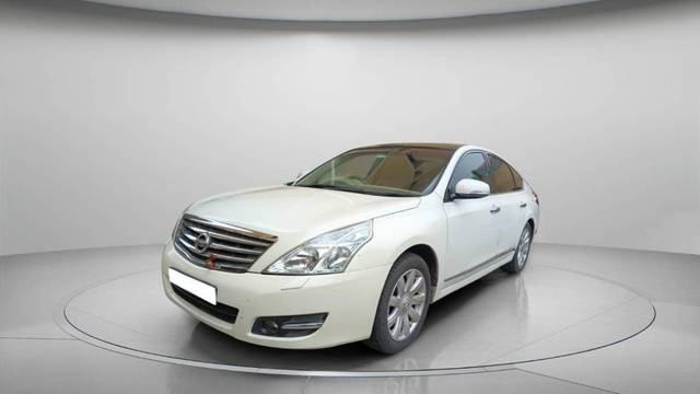 https://images10.gaadi.com/usedgaadi-sellcar/UsedCar/f52b78e5a/793a38d7-9771-44c2-b78e-b27ee91df614.jpg?imwidth=6402