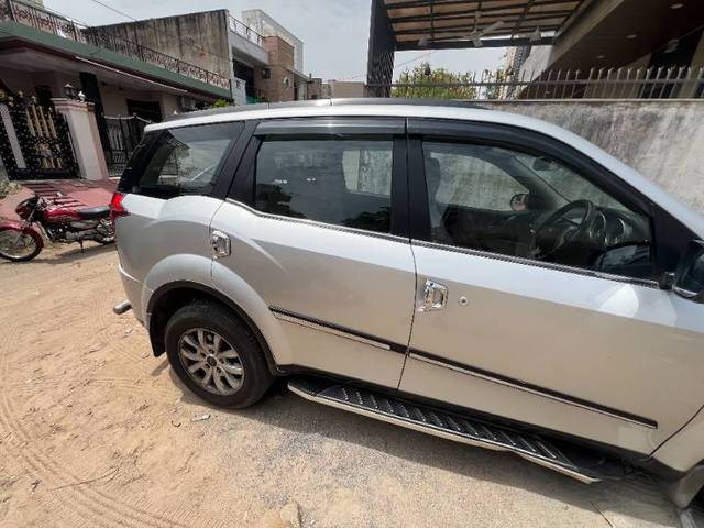 https://images10.gaadi.com/usedgaadi-sellcar/UsedCar/f52bd609a/6f1e98bc-e66f-4755-b4a4-f9013723e2fd.jpg?imwidth=6400