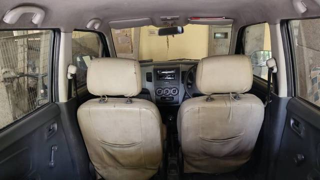 https://images10.gaadi.com/usedgaadi-sellcar/UsedCar/f52bf9bba/1743abae-9cef-41ae-9d91-e39c8fe46145.jpg?imwidth=6402