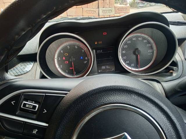 https://images10.gaadi.com/usedgaadi-sellcar/UsedCar/f52c0c01a/a0b122f5-8064-4e01-9999-d42eecbbf1ec.jpg?imwidth=6401