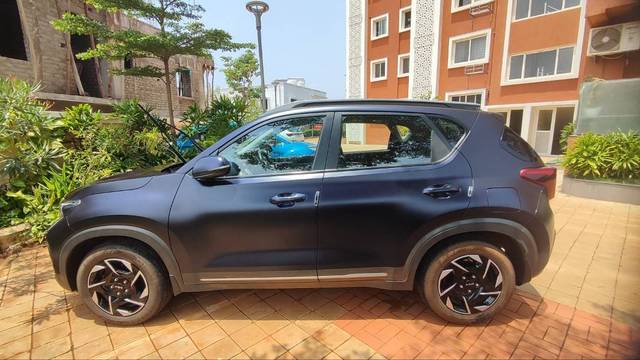 https://images10.gaadi.com/usedgaadi-sellcar/UsedCar/f52c5f52a/98806c6f-b0d7-4b1f-94db-c677a20a68fe.jpg?imwidth=6400