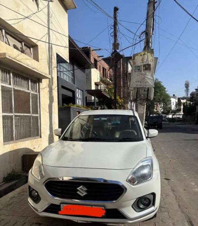 https://images10.gaadi.com/usedgaadi-sellcar/UsedCar/f52c80dea/29772374-24e9-461f-9063-a8d019eaab0d.jpeg?imwidth=6400