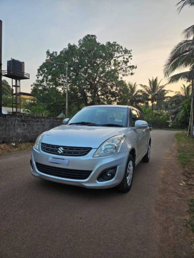 https://images10.gaadi.com/usedgaadi-sellcar/UsedCar/f52cb02ba/a84b6833-568f-42ae-98ce-f33528a1c15a.jpg?imwidth=6402