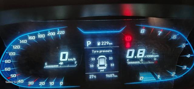 https://images10.gaadi.com/usedgaadi-sellcar/UsedCar/f52d3e3ca/1bf0340d-2ecf-4386-b32e-22023e2a87a0.jpg?imwidth=6402