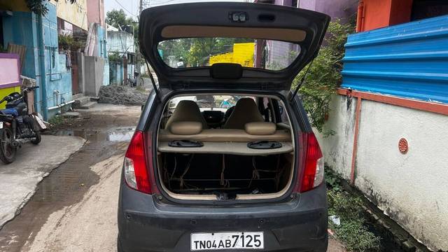 https://images10.gaadi.com/usedgaadi-sellcar/UsedCar/f52d8d95a/f06cb33e-fc28-4517-8e89-72bf1b920626.jpeg?imwidth=6401