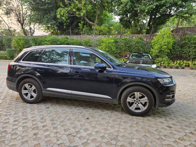https://images10.gaadi.com/usedgaadi-sellcar/UsedCar/f52e7a8ba/3f99f05a-95e7-4f7b-b7b6-93605ec8a8bf.jpeg?imwidth=6401
