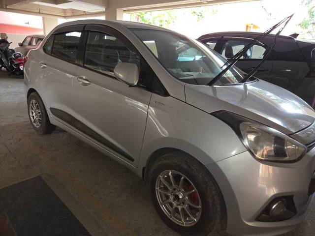 https://images10.gaadi.com/usedgaadi-sellcar/UsedCar/f52e8457a/50d61dcb-b6be-4316-ad36-8423e0f0a694.jpeg?imwidth=6401