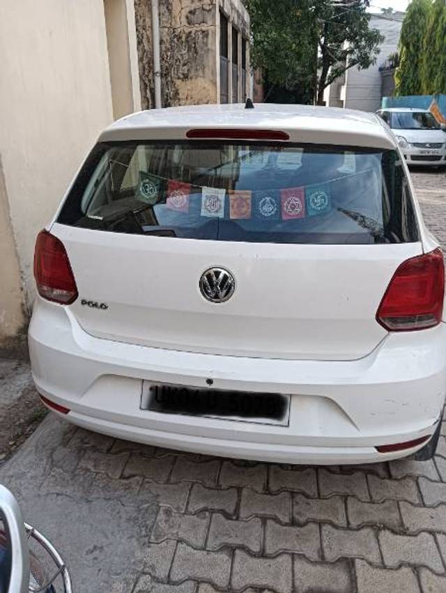 https://images10.gaadi.com/usedgaadi-sellcar/UsedCar/f52e87d1a/c857bef1-f538-4940-bfac-c6d4c07a4b61.jpg?imwidth=6401