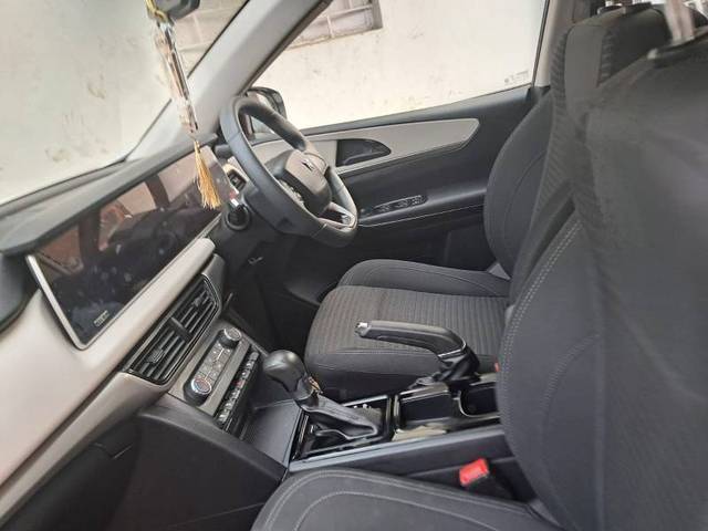 https://images10.gaadi.com/usedgaadi-sellcar/UsedCar/f52f6c63a/6ca0eba7-b8fc-4100-b746-5adb3352c92f.jpg?imwidth=6402