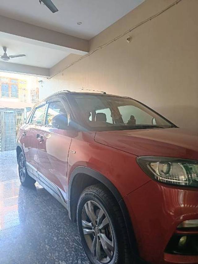 https://images10.gaadi.com/usedgaadi-sellcar/UsedCar/f52f6d4ba/bfe1981e-0dba-4e70-9225-3eb54d501968.jpg?imwidth=6402