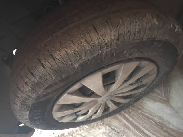 https://images10.gaadi.com/usedgaadi-sellcar/UsedCar/f52fc5fca/cda0c04d-e1f5-4eee-a1a7-07545dbe8fb8.jpg?imwidth=6402