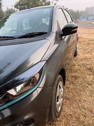 Tata Tiago EV Tata Tiago EV XT LR