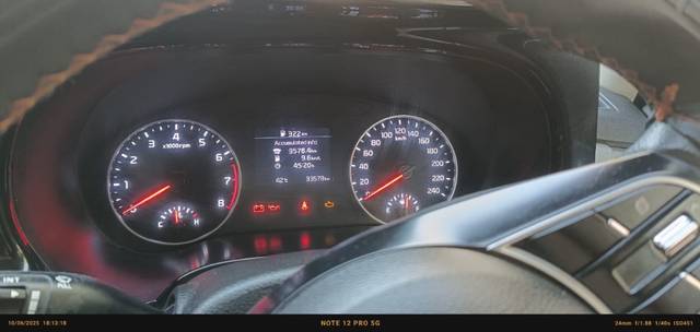 https://images10.gaadi.com/usedgaadi-sellcar/UsedCar/f530c680a/37af05e2-a53c-40fa-96a2-c2d48315af93.jpeg?imwidth=6402