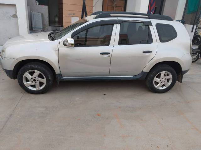 https://images10.gaadi.com/usedgaadi-sellcar/UsedCar/f53111efa/1df5a9fd-9292-4add-8c33-d40bf8cce3a4.jpg?imwidth=6400