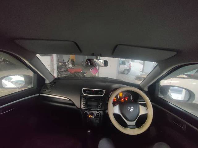 https://images10.gaadi.com/usedgaadi-sellcar/UsedCar/f5314d59a/62f43571-11ec-46a3-9dff-e185a40e5607.jpg?imwidth=6402