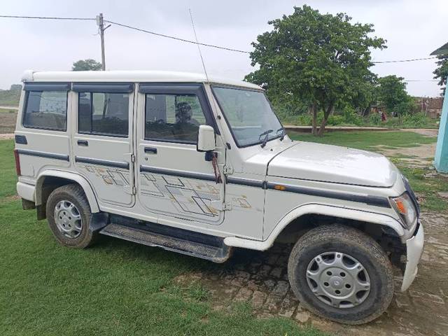 https://images10.gaadi.com/usedgaadi-sellcar/UsedCar/f5318279a/e4ab797e-19c8-48a2-8886-a2377d5db127.jpg?imwidth=6401