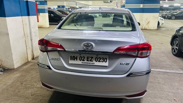 https://images10.gaadi.com/usedgaadi-sellcar/UsedCar/f531a6dba/1a6c275b-a159-48ad-b148-1ae727fc061d.jpeg?imwidth=6402