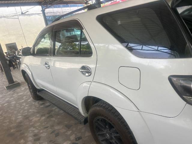 https://images10.gaadi.com/usedgaadi-sellcar/UsedCar/f531ee27a/98892689-f1fe-4abe-8899-80b44bcc8e52.jpg?imwidth=6401